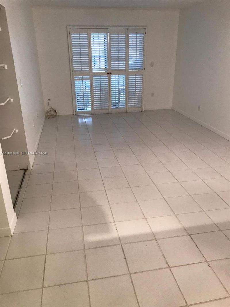 160 SW 30th Ave , Unit 104A, Miami, FL 33135 Photo