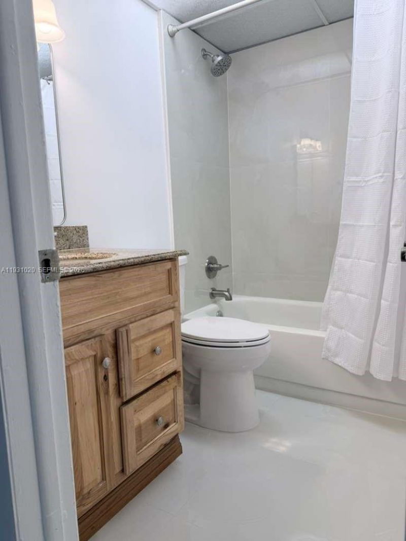 160 SW 30th Ave, Unit 104A, Miami, FL 33135 Photo