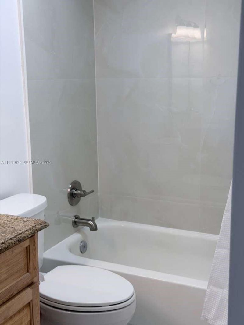 160 SW 30th Ave, Unit 104A, Miami, FL 33135 Photo