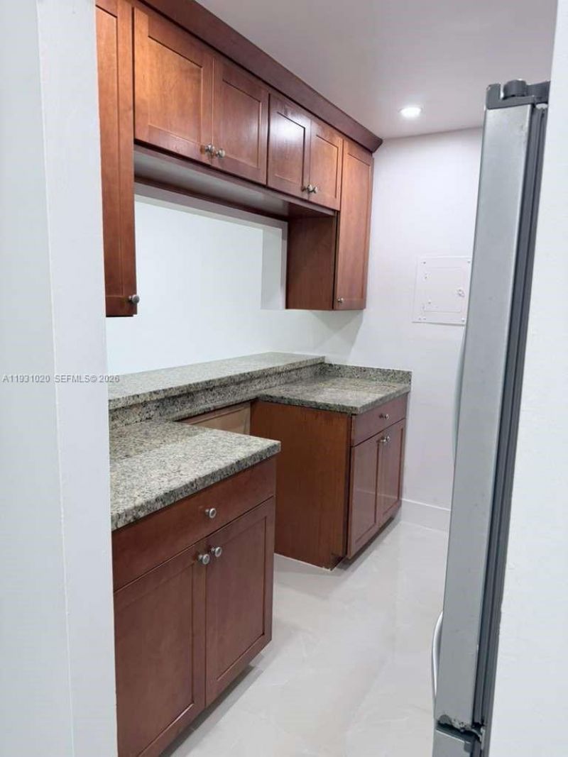 160 SW 30th Ave, Unit 104A, Miami, FL 33135 Photo