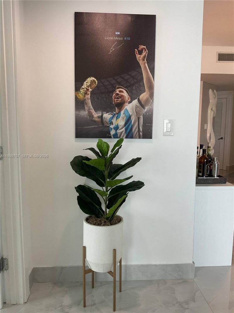 140 S Dixie Hwy, Unit 527, Hollywood, FL 33020 Photo