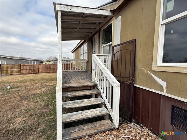 109 Cross Meadow Cove, Hutto, TX 78634