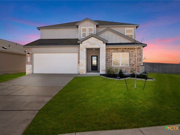 2741 Nueva Cordova, Seguin, TX 78155