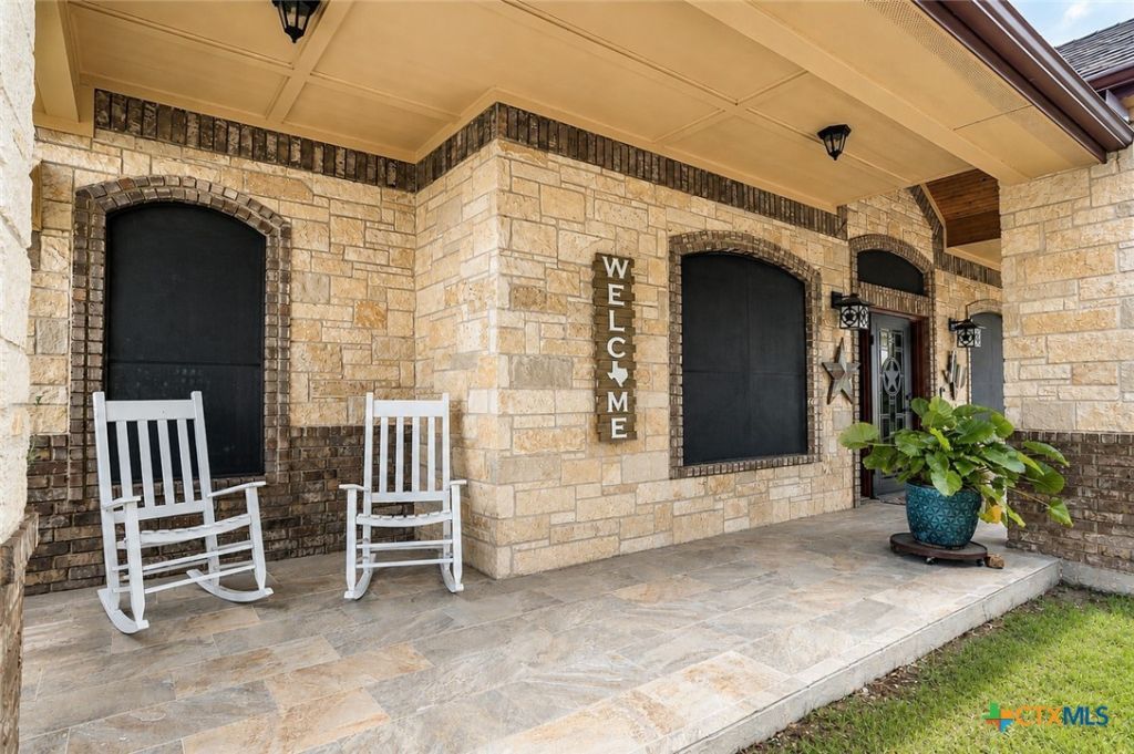 301 County Road 4772, Kempner, TX 76539 Main Photo