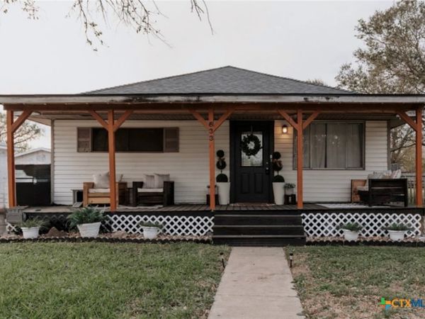 633 Tutt Avenue, Taft, TX 78390