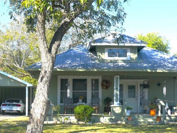 231 S Evie Street, Bartlett, TX 76511