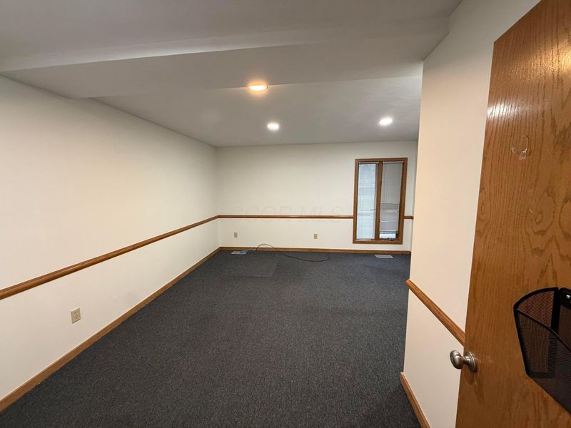 2586 Tiller Lane, Columbus, OH 43231 Photo 3