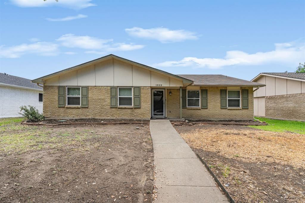 1822 Chamberlain Drive, Carrollton, TX 75007 Main Photo