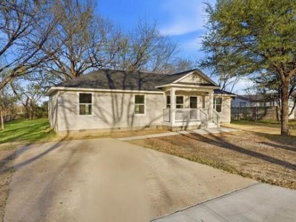 121 Elder Street, Waxahachie, TX 75165