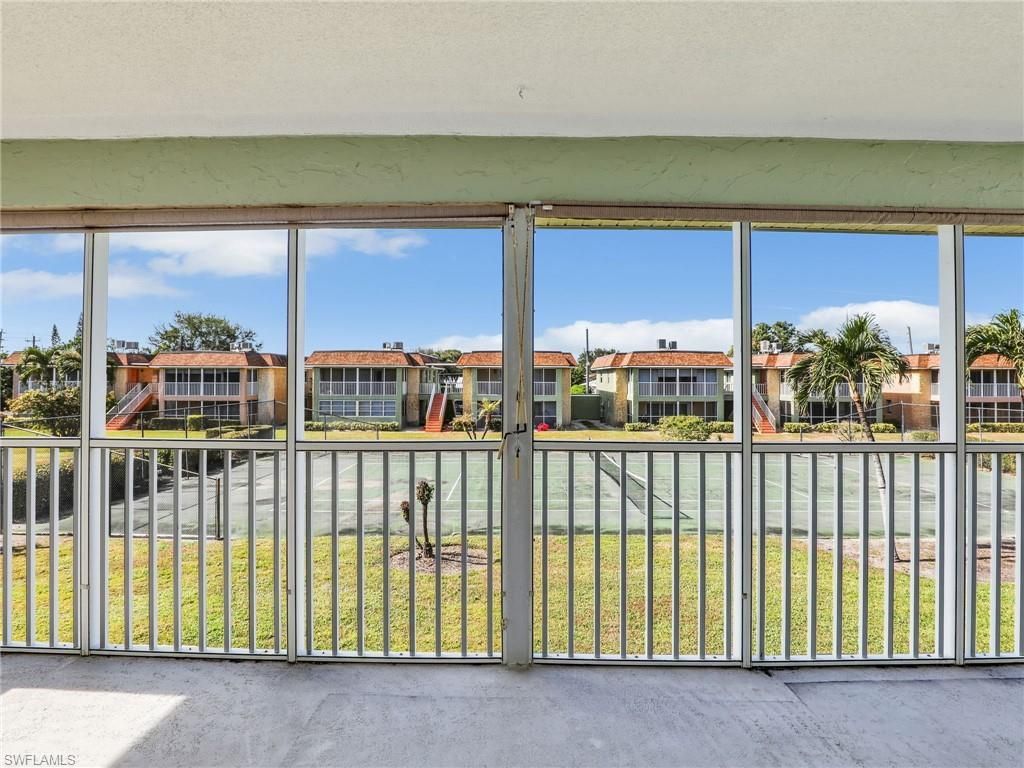 1400 Pompei Ln, Unit 52, Naples, FL 34103 Photo