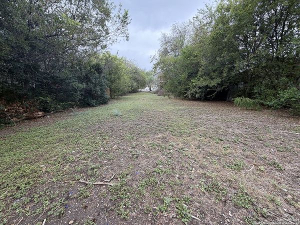 1555 Paso Hondo, San Antonio, TX 78202