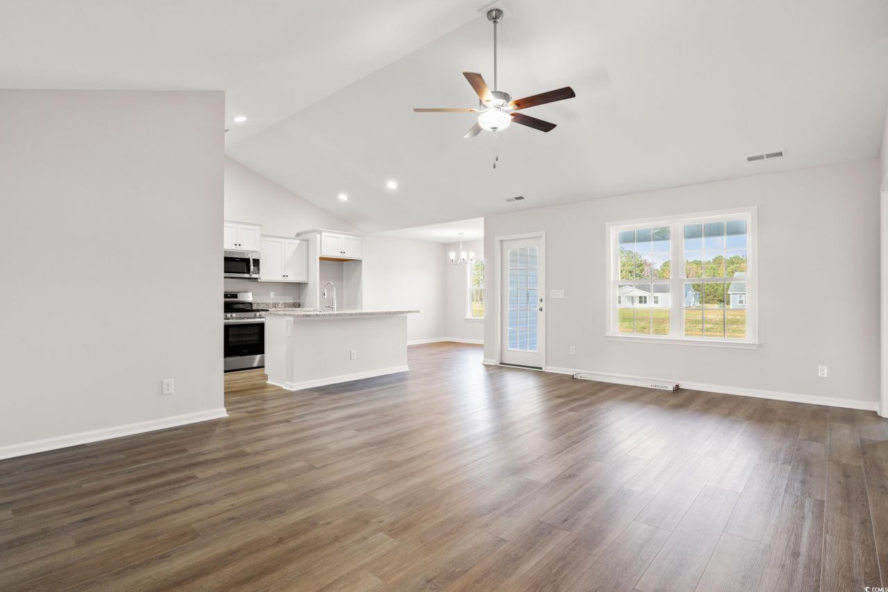 330 Barn Owl Way Photo 3