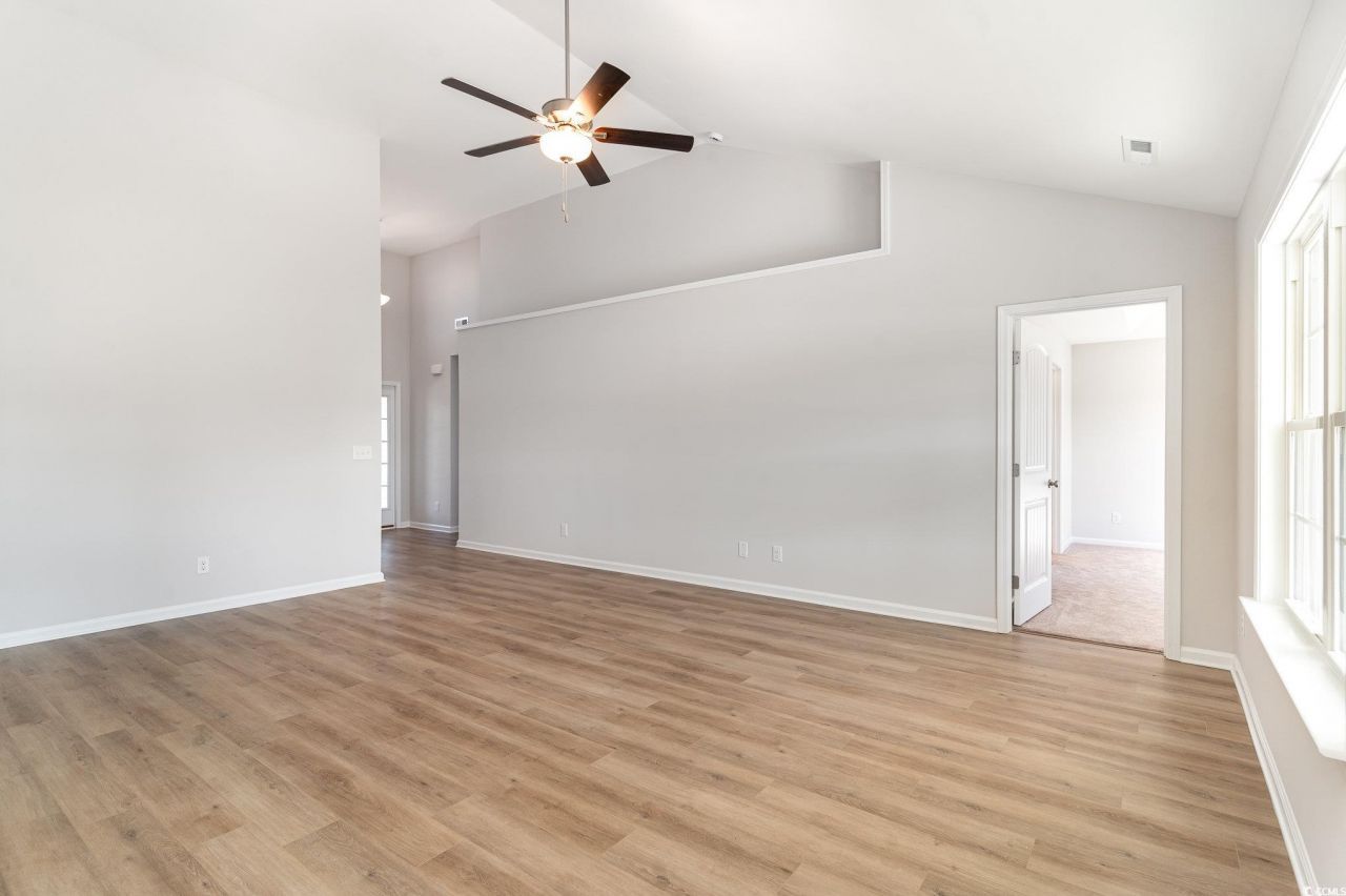 330 Barn Owl Way Photo 6