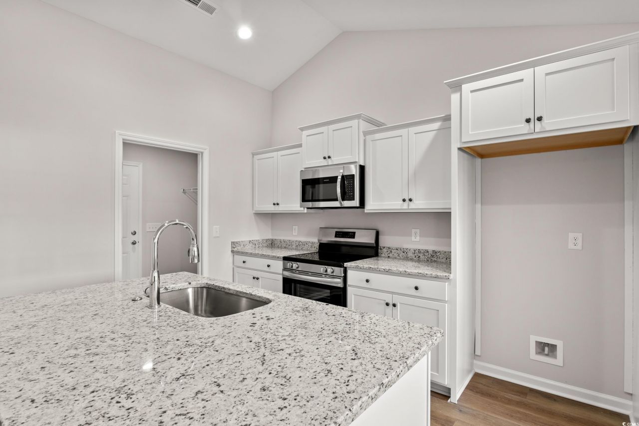 330 Barn Owl Way Photo 8