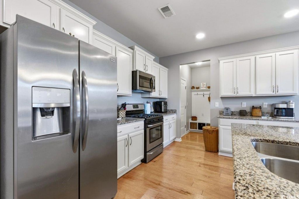 5104 Stockyard Loop Photo 7