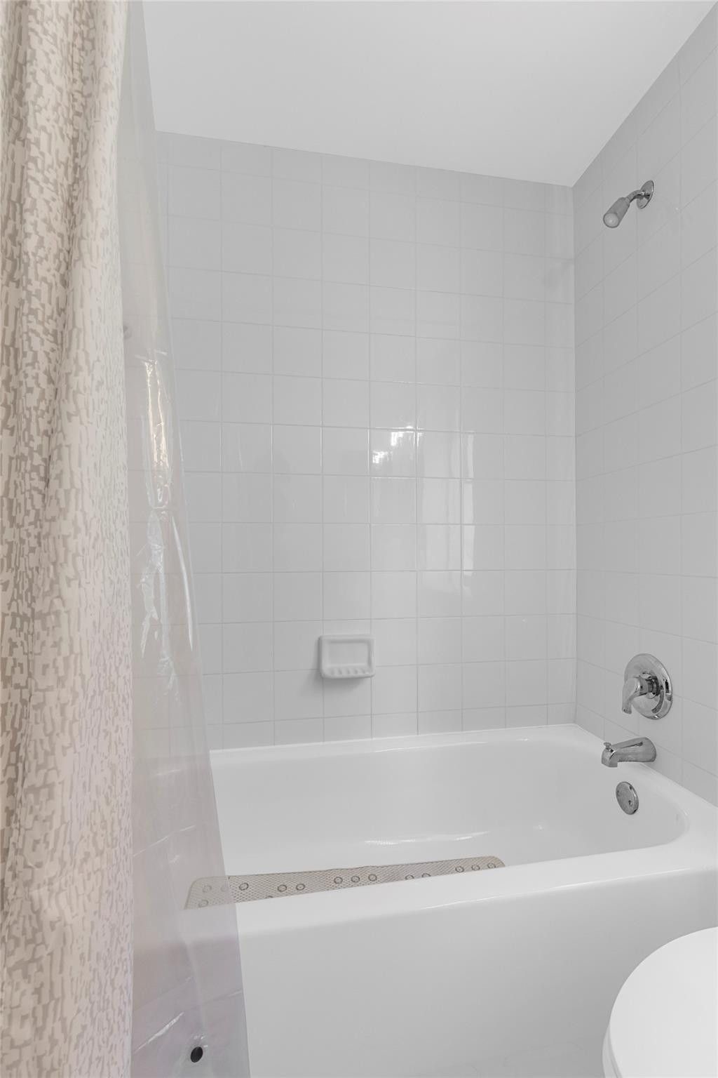 5938 Crystal Shores Drive, Unit 208, Boynton Beach, FL 33437 Photo