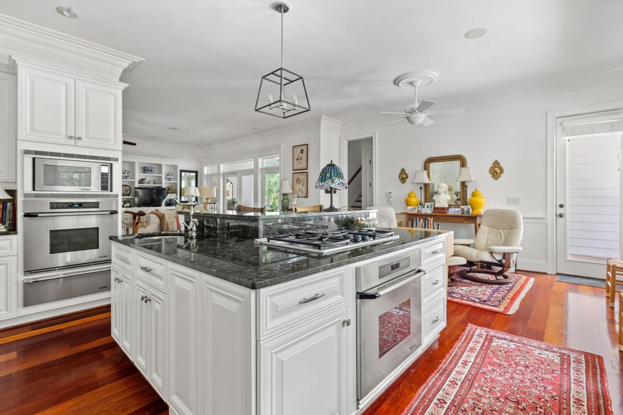 131 Balfour Drive Photo 22