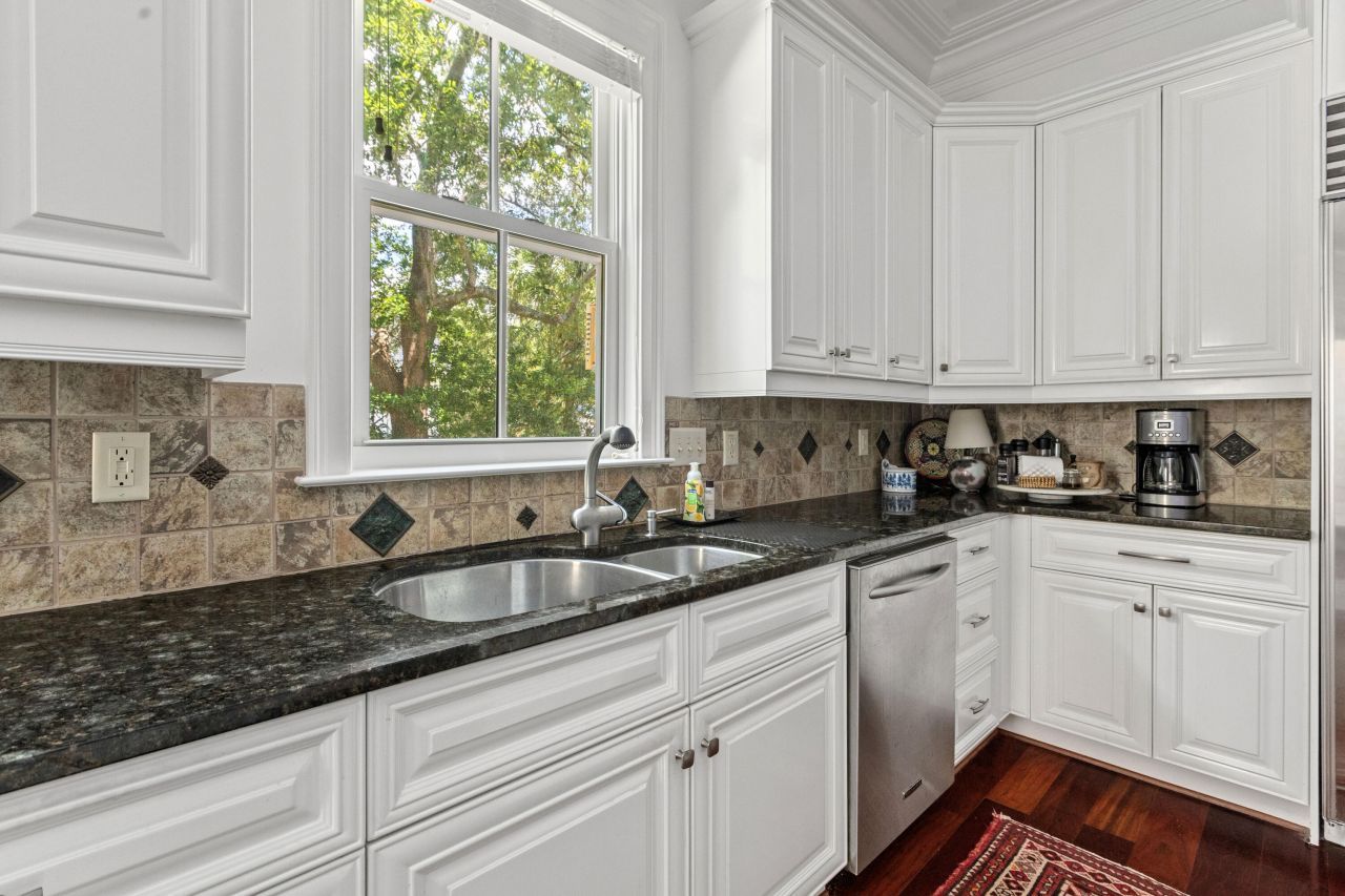 131 Balfour Drive Photo 23