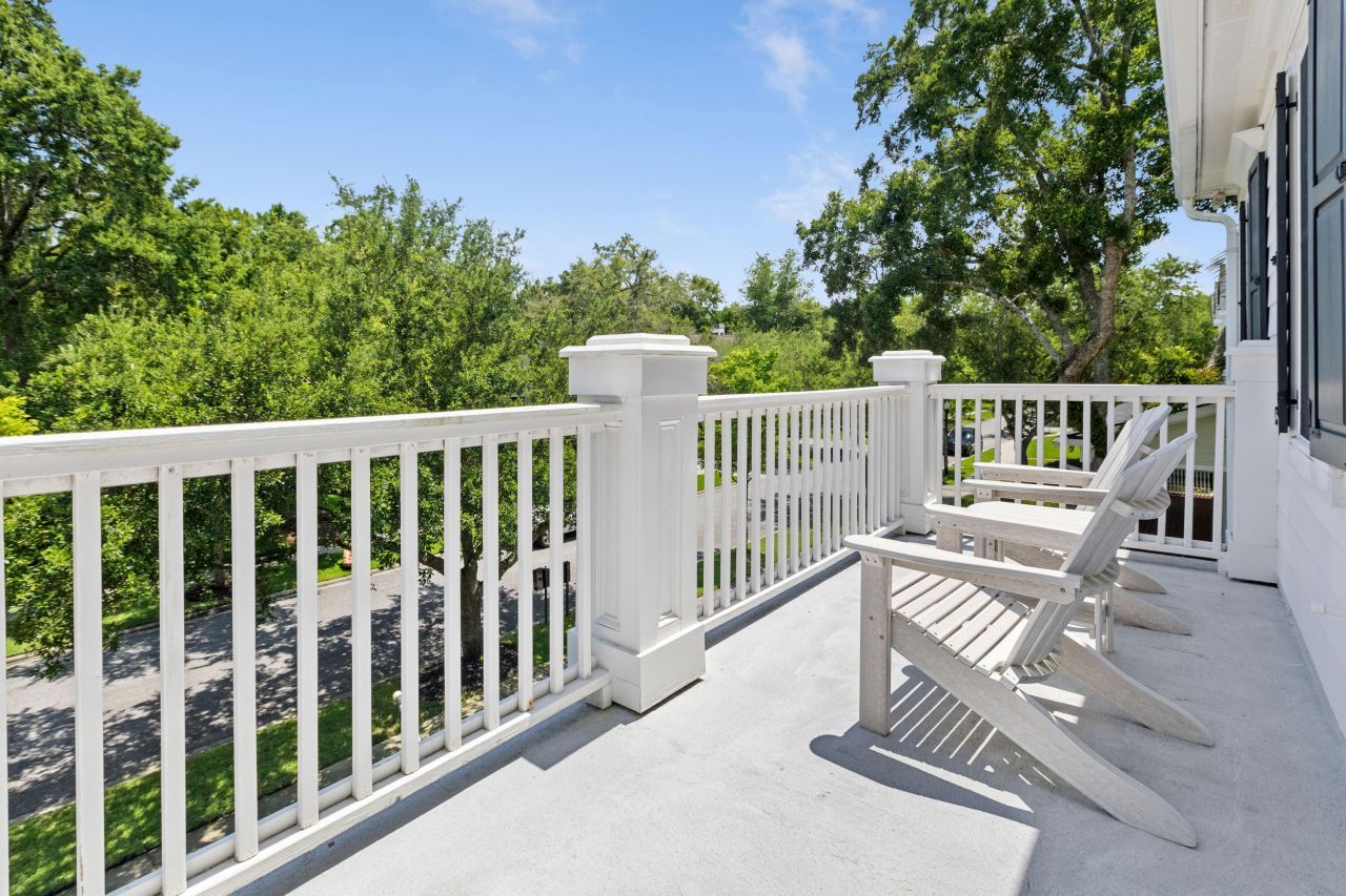 131 Balfour Drive Photo 24