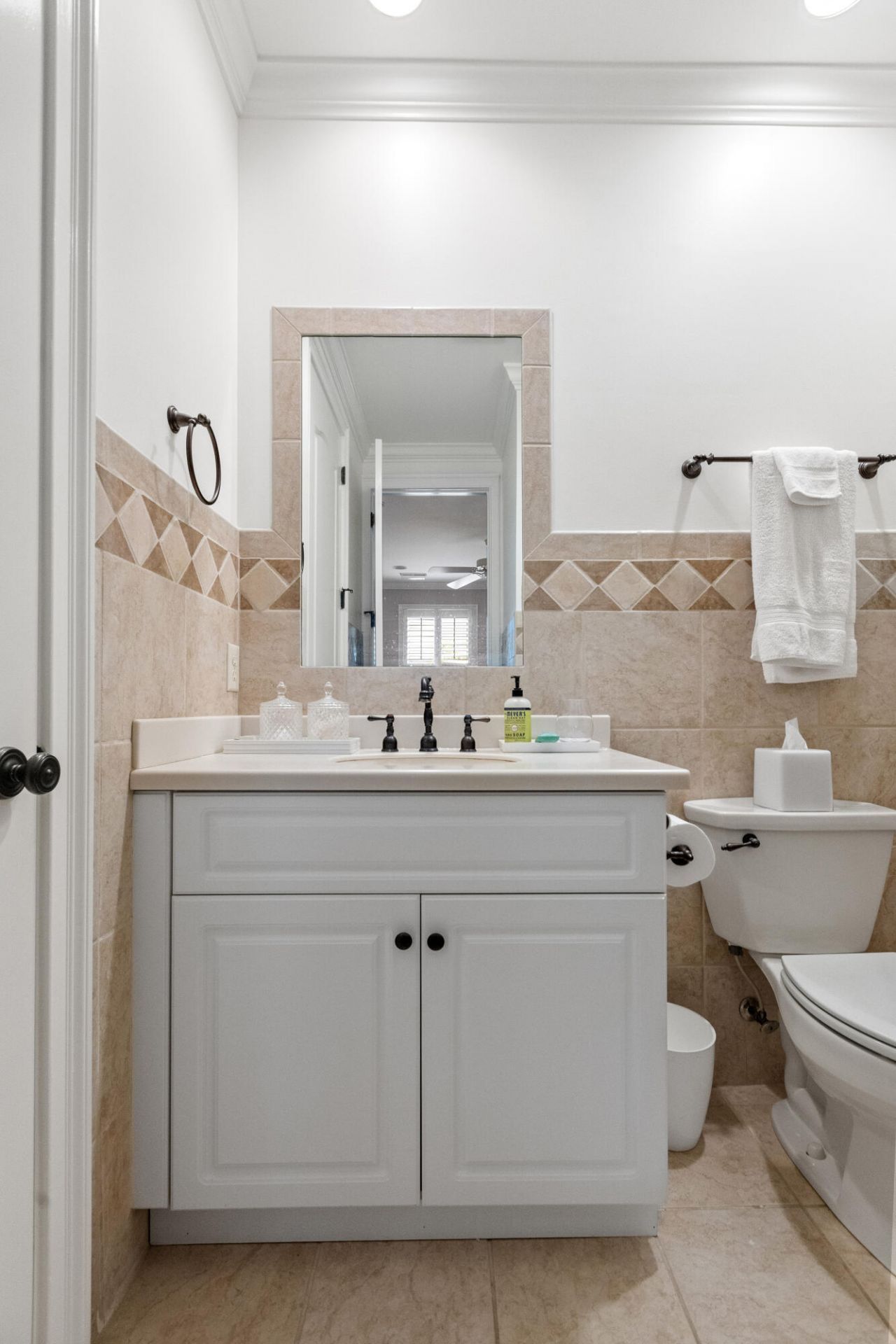 131 Balfour Drive Photo 36