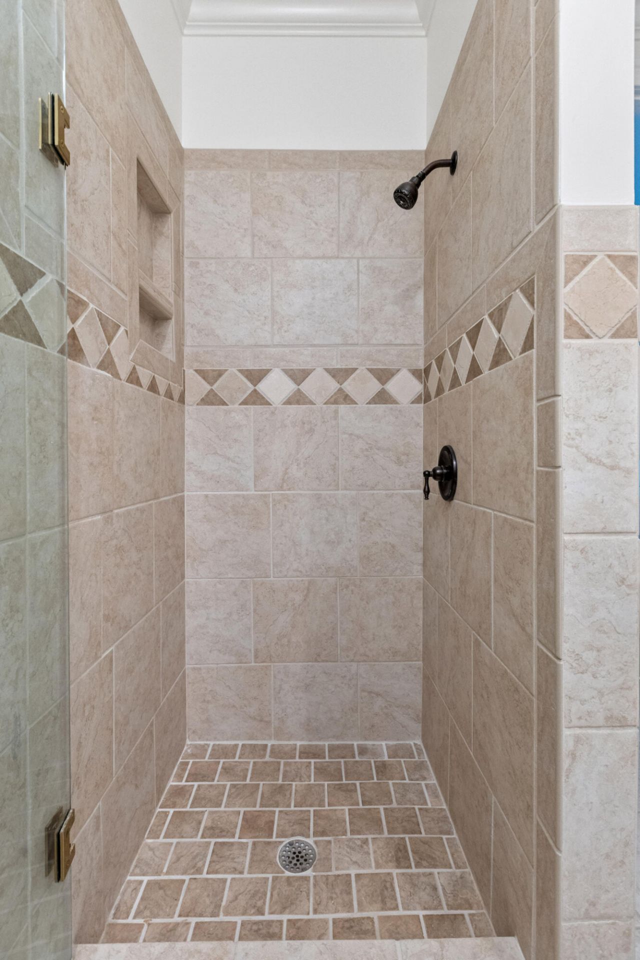 131 Balfour Drive Photo 36