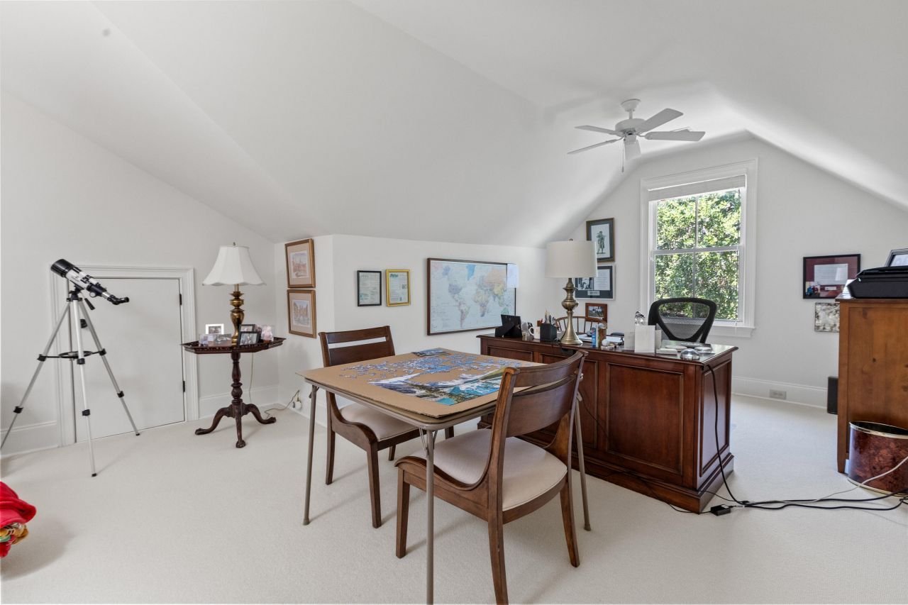 131 Balfour Drive Photo 45