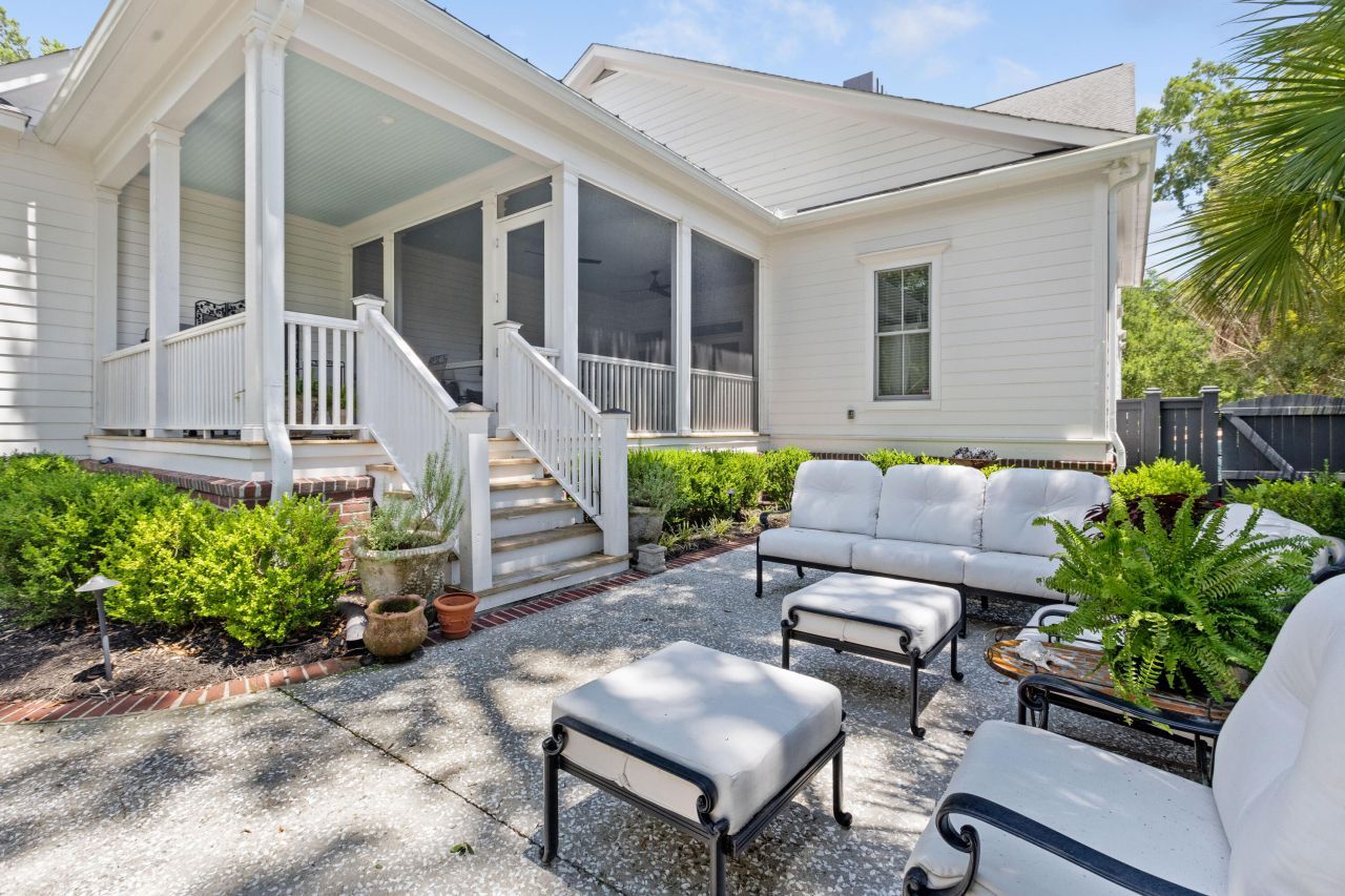 131 Balfour Drive Photo 49