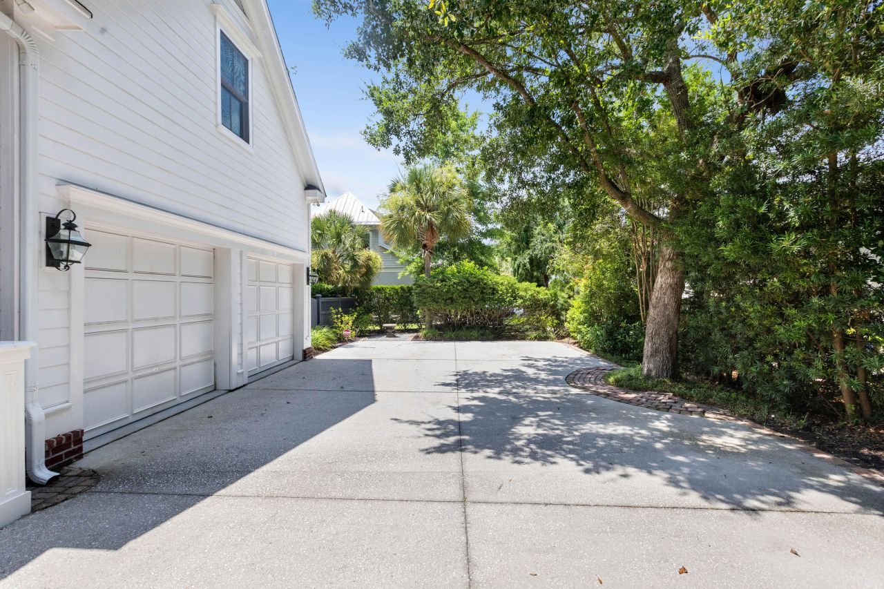 131 Balfour Drive Photo 52