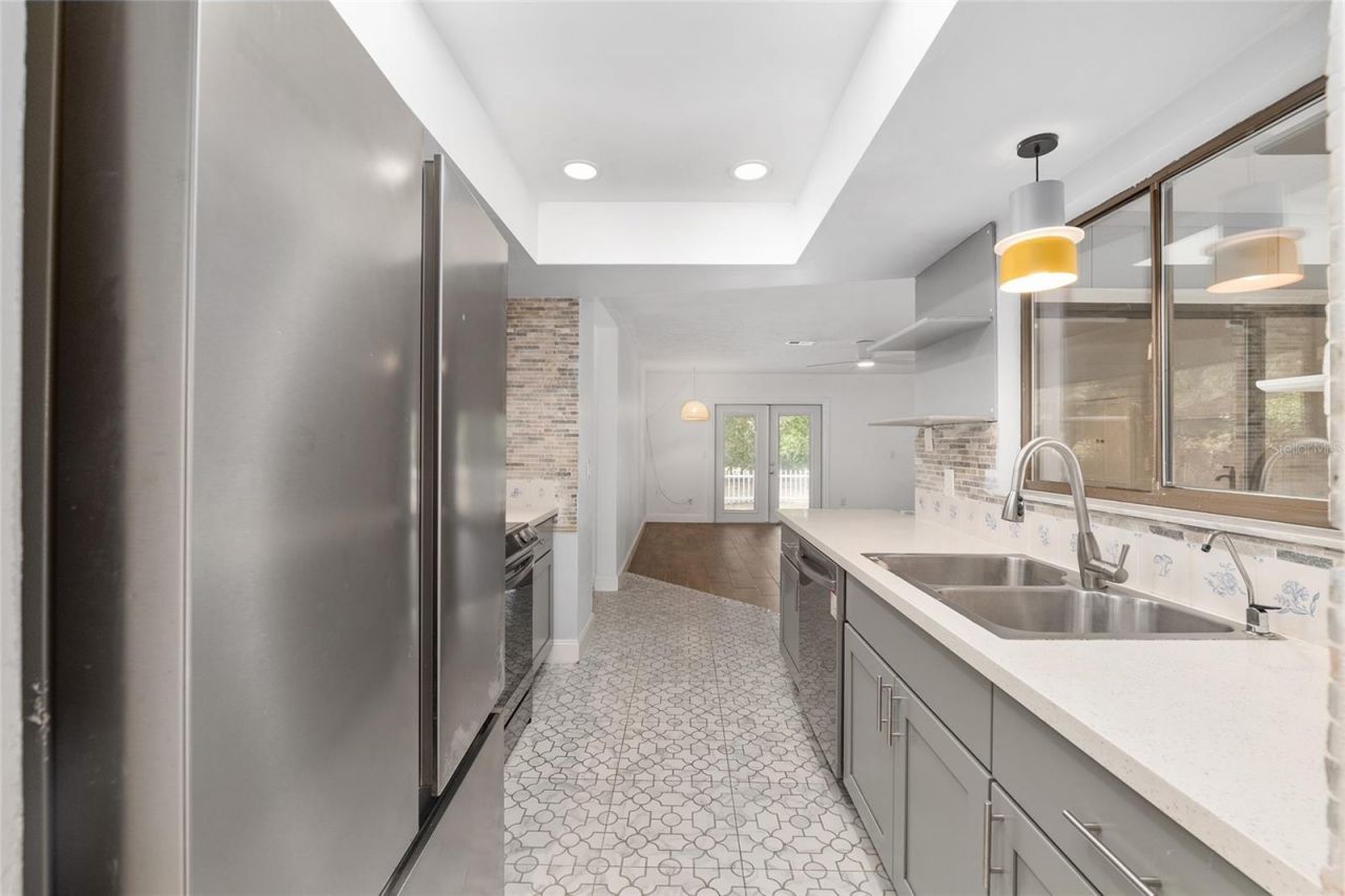 6242 NW 105th Avenue, Alachua, FL 32615 Photo