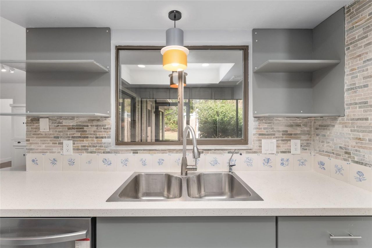 6242 NW 105th Avenue, Alachua, FL 32615 Photo