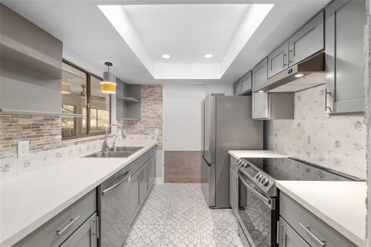 6242 NW 105th Avenue, Alachua, FL 32615 Photo