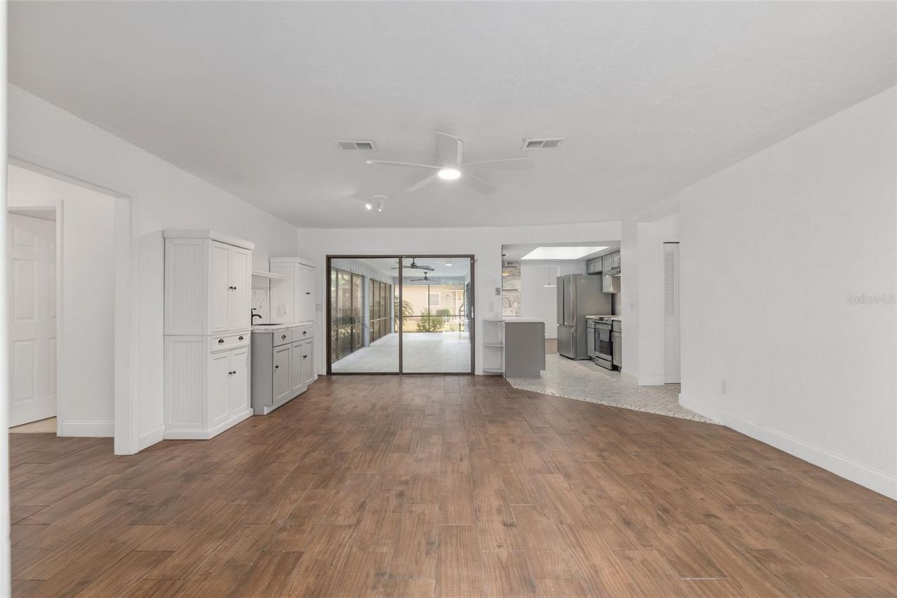 6242 NW 105th Avenue, Alachua, FL 32615 Photo