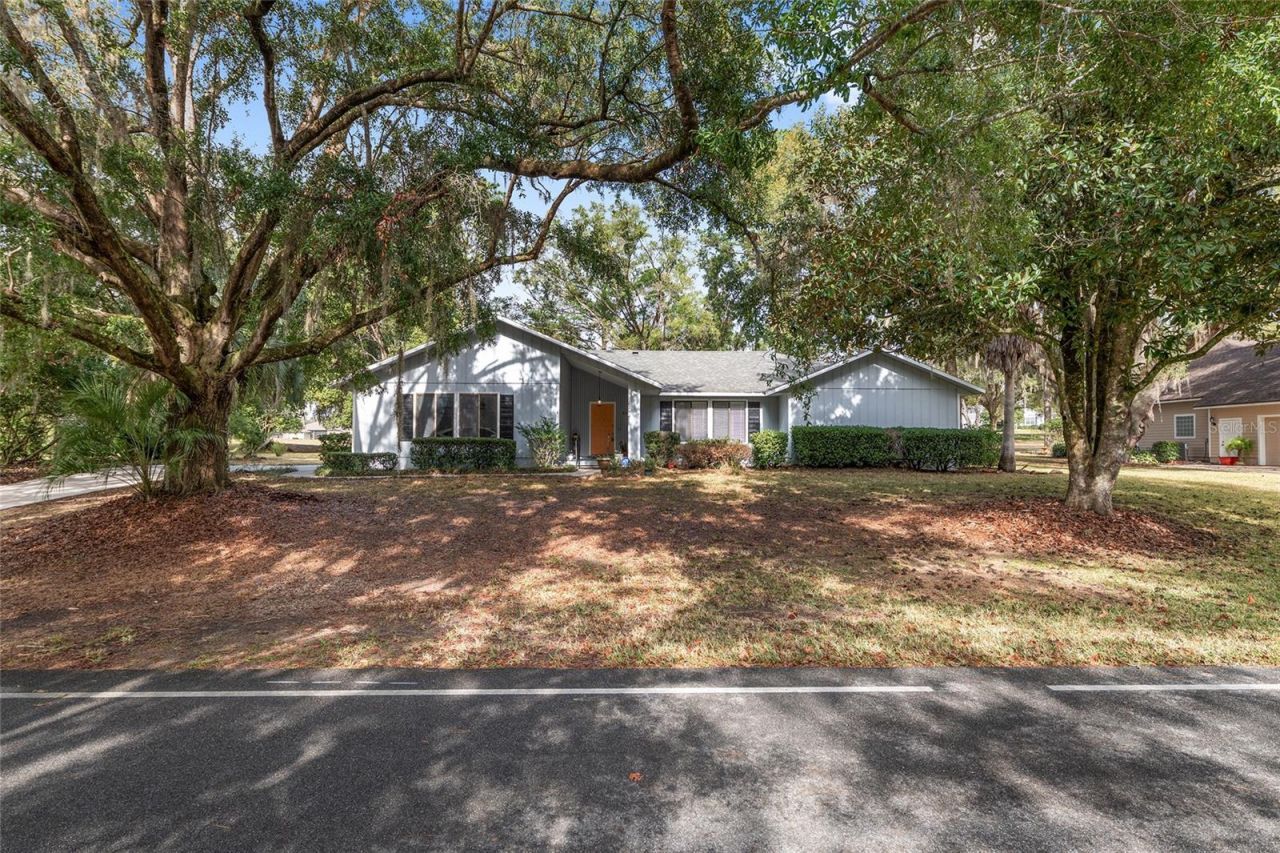 6242 NW 105th Avenue, Alachua, FL 32615 Photo
