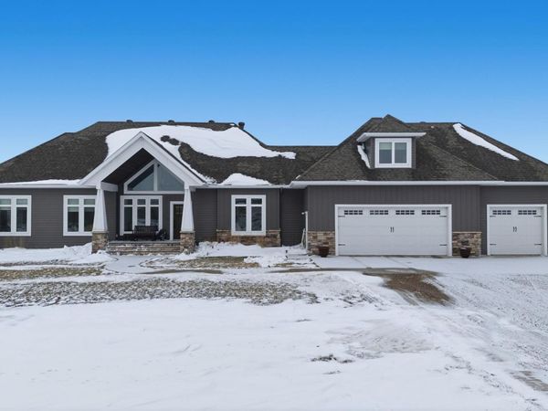 7179 37th Street N, Moorhead, MN 56560