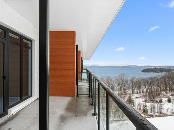 125 Cambrian Way, Unit 613, Burlington, VT 05401