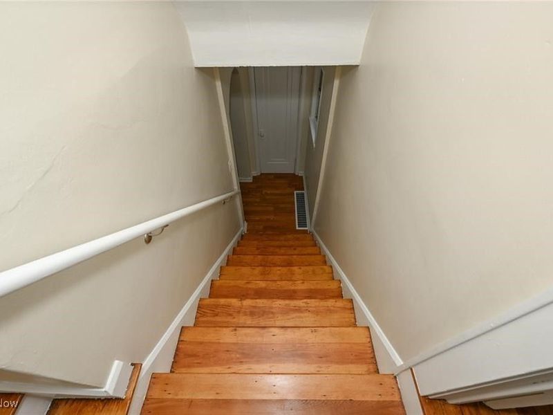 614 Parkview Avenue, Akron, OH 44310 Photo 11