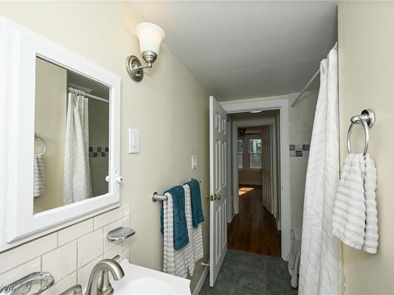 614 Parkview Avenue, Akron, OH 44310 Photo 20