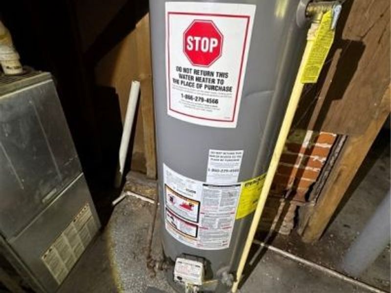 13302 Durkee Avenue, Cleveland, OH 44105 Photo 12