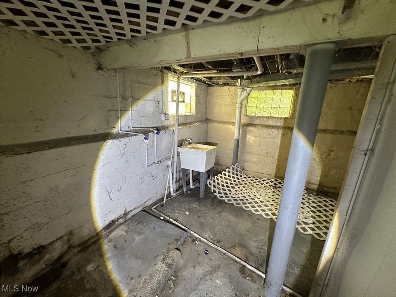 13302 Durkee Avenue, Cleveland, OH 44105 Photo 14