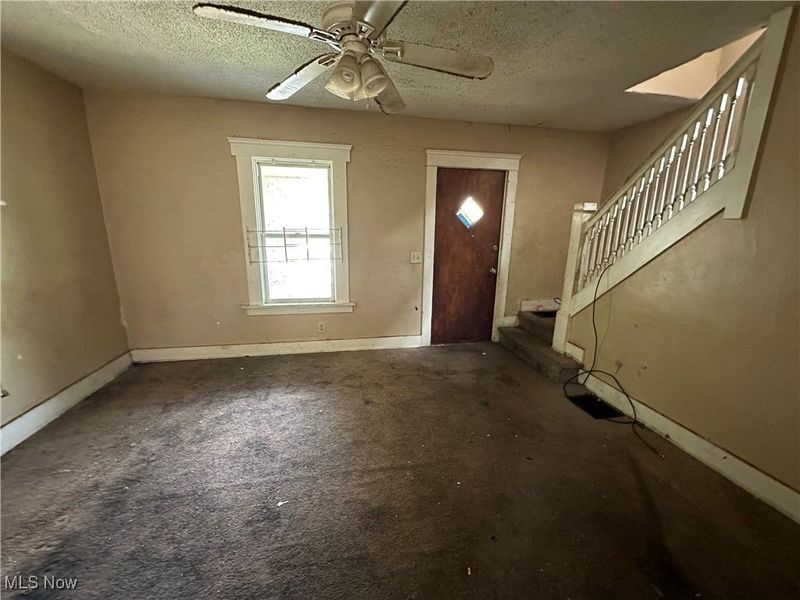 13302 Durkee Avenue, Cleveland, OH 44105 Photo 9