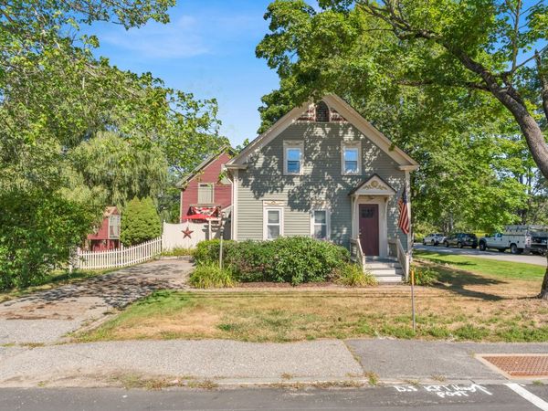 24 School Street, Kennebunkport, ME 04046