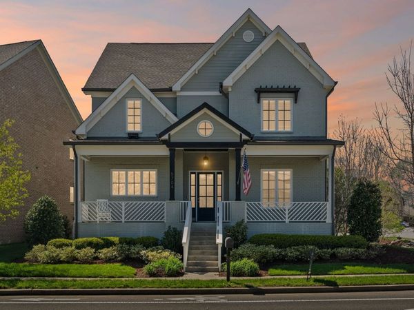 5704 Old Harding Pike, Nashville, TN 37205