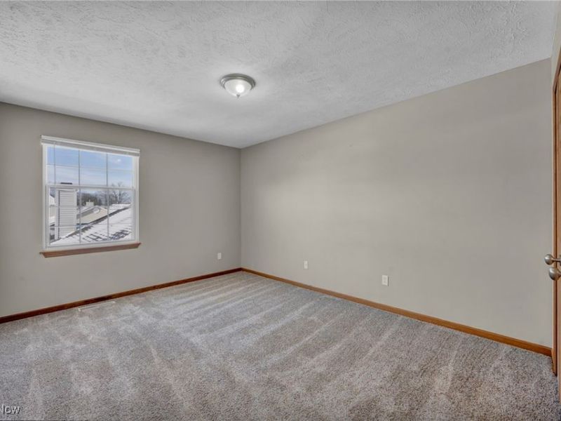 7568 Monterey Bay, Unit 4, Mentor on the Lake, OH 44060 Photo 22