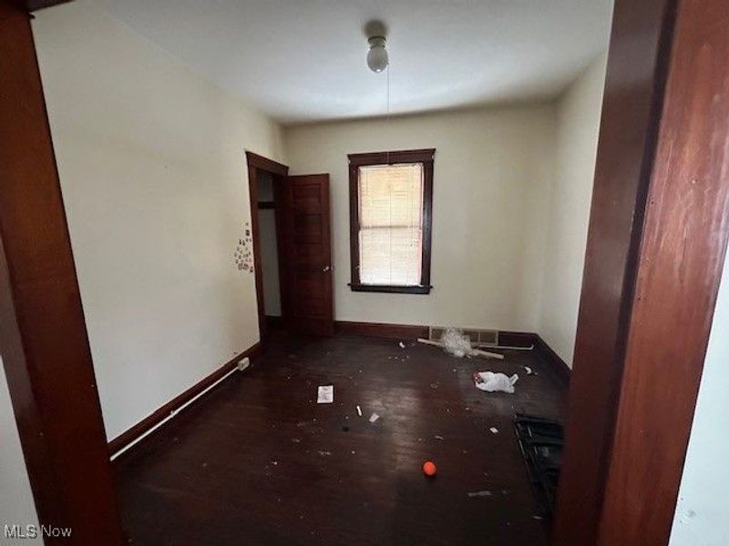 5295 Harvard Avenue, Newburgh Heights, OH 44105 Photo 16