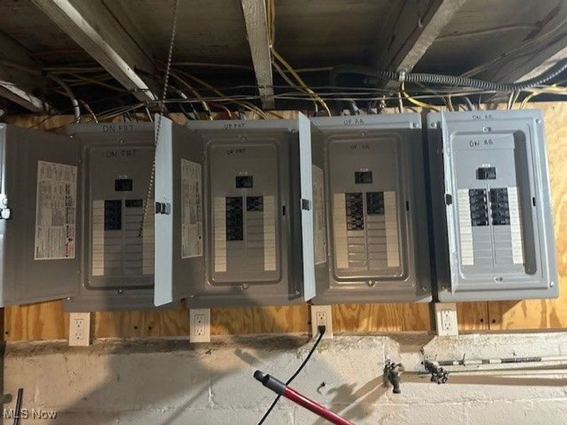 5295 Harvard Avenue, Newburgh Heights, OH 44105 Photo 27