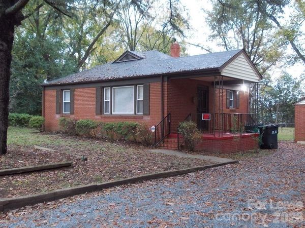 2746 Dogwood Avenue , Charlotte, NC 28206