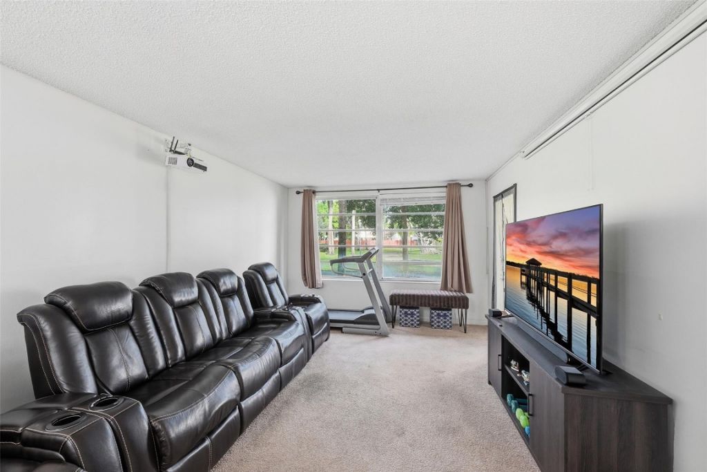 7500 NW 17th Street, Unit 110, Plantation, FL 33313 Photo