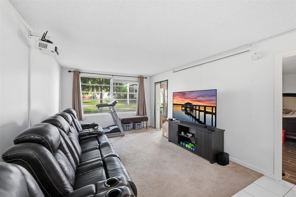 7500 NW 17th Street, Unit 110, Plantation, FL 33313 Photo