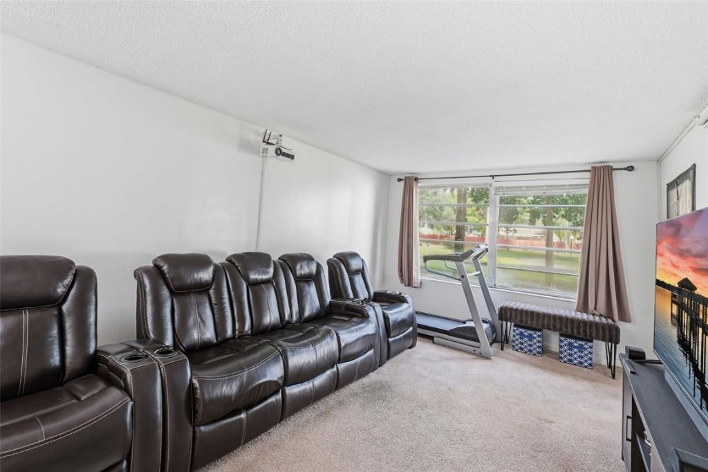 7500 NW 17th Street, Unit 110, Plantation, FL 33313 Photo