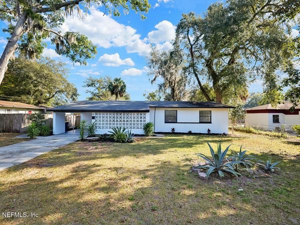 1111 UNDERHILL Drive, Jacksonville, FL 32211